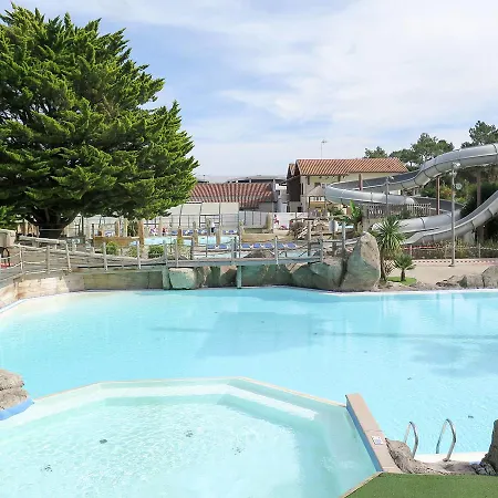Camping Le Vieux Port 210s Messanges